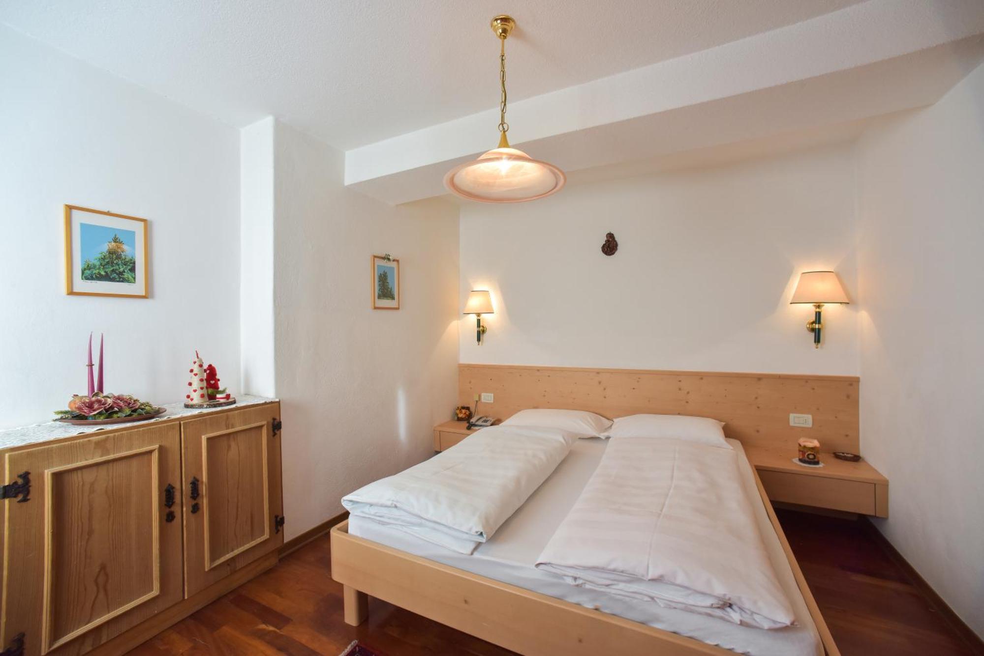 Residence Salvan Corvara In Badia Exterior photo